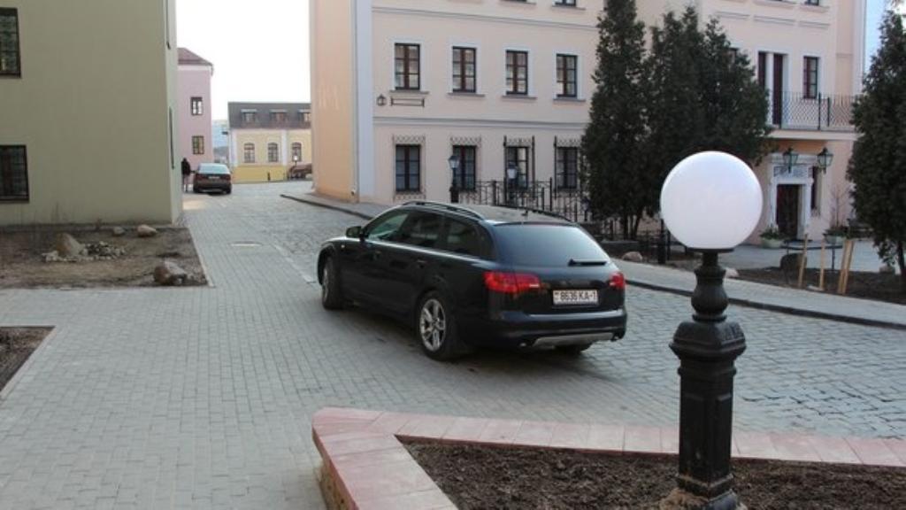 507256651AUDIA6C6ALLROAD.jpg