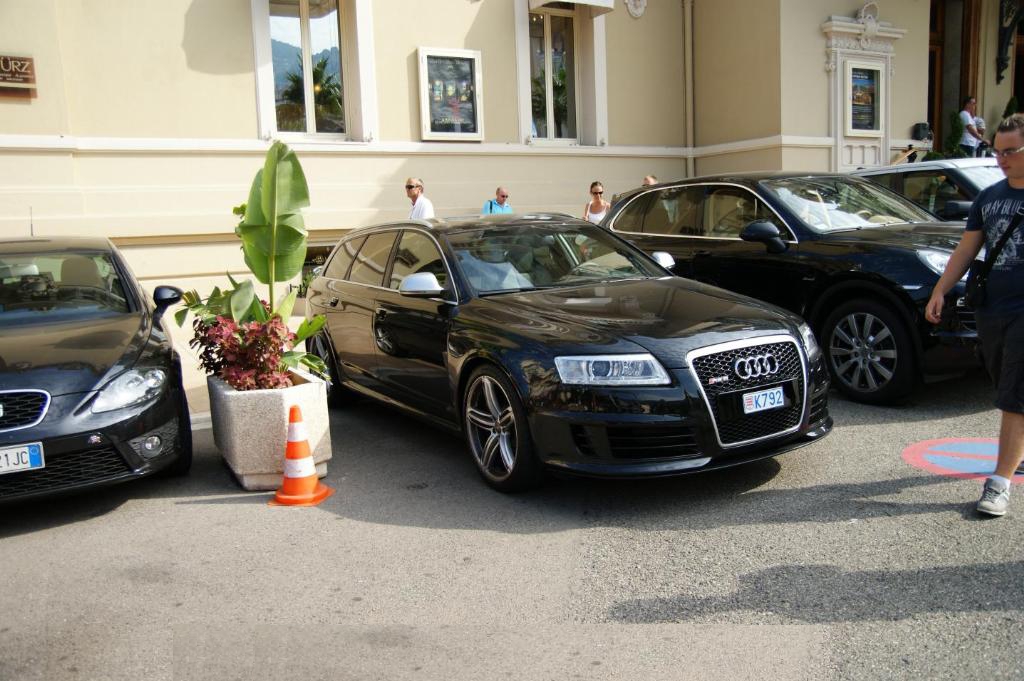 508775RS6661.jpg