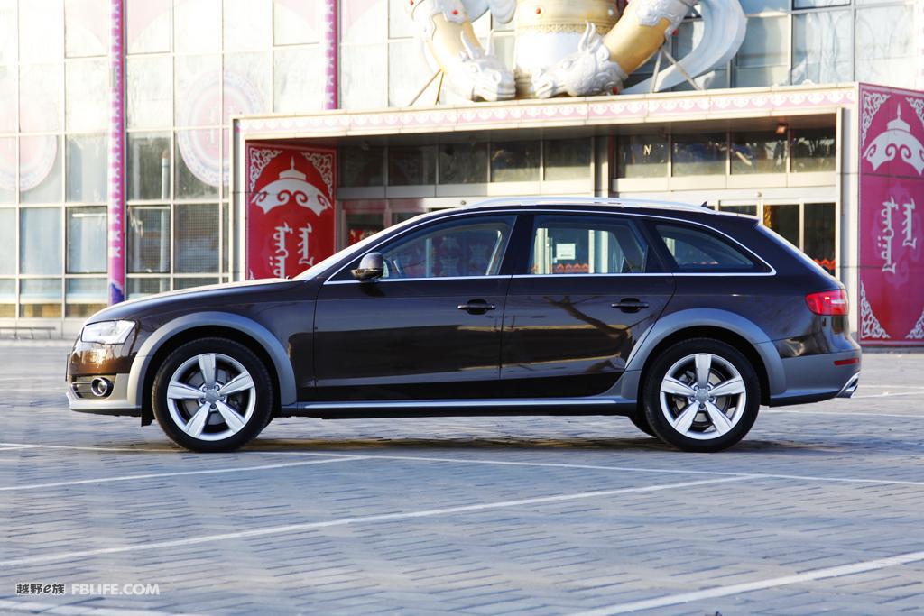 5097461099AUDIA4ALLROAD.jpg