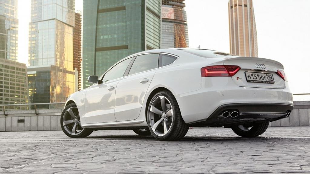 510150805S5SPORTBACK.jpg