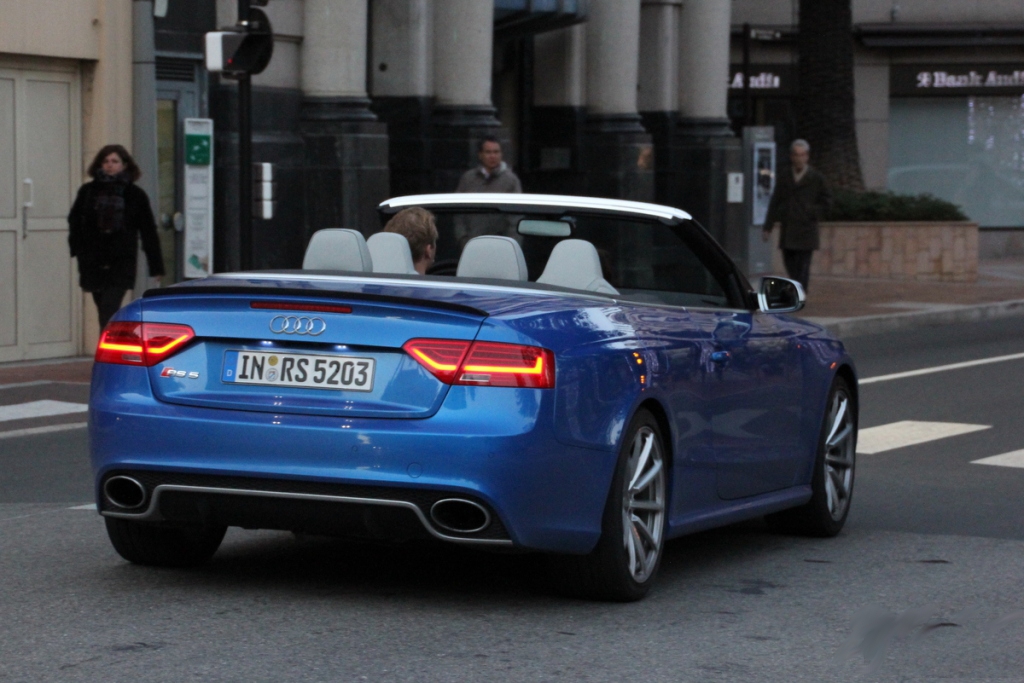 511062117RS5CABRIOLET.jpg