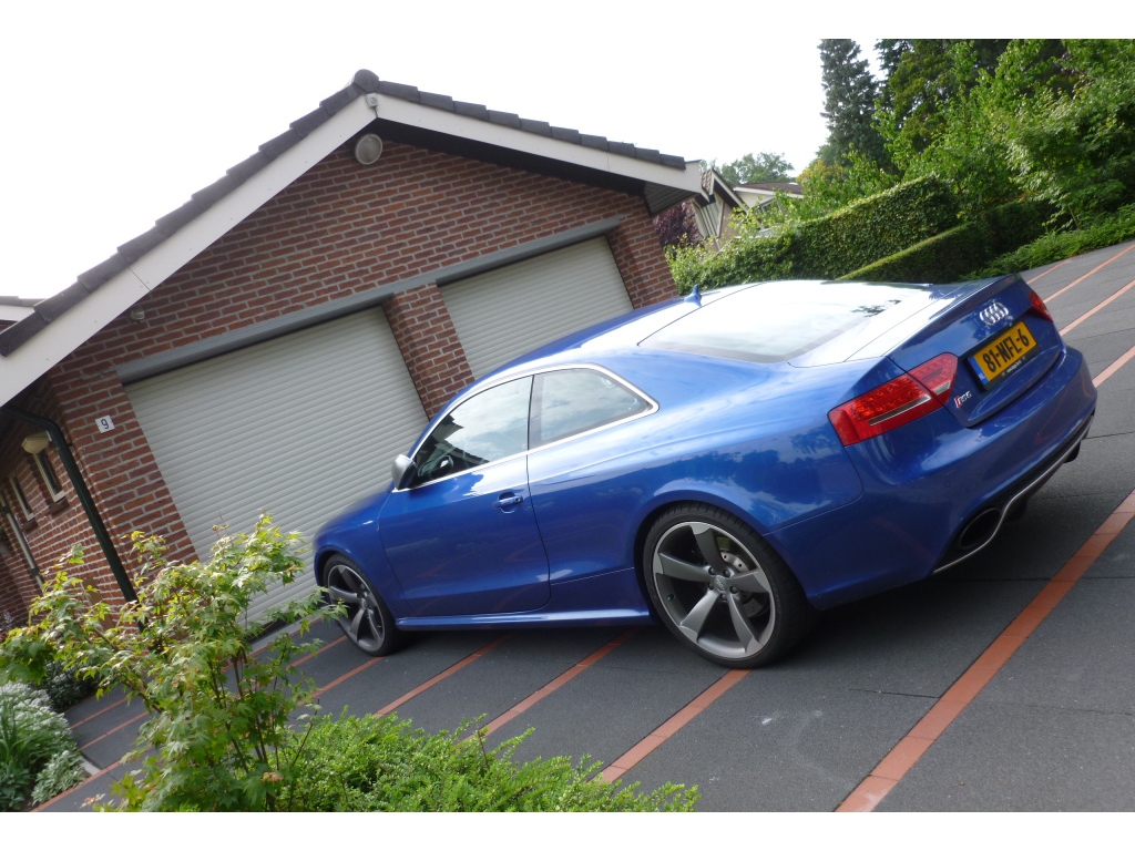 511847AUDIRS5465.jpg