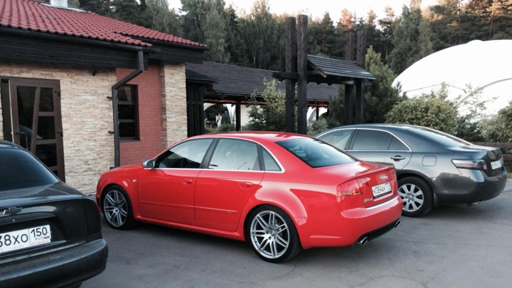 512258AUDIRS41521.jpg