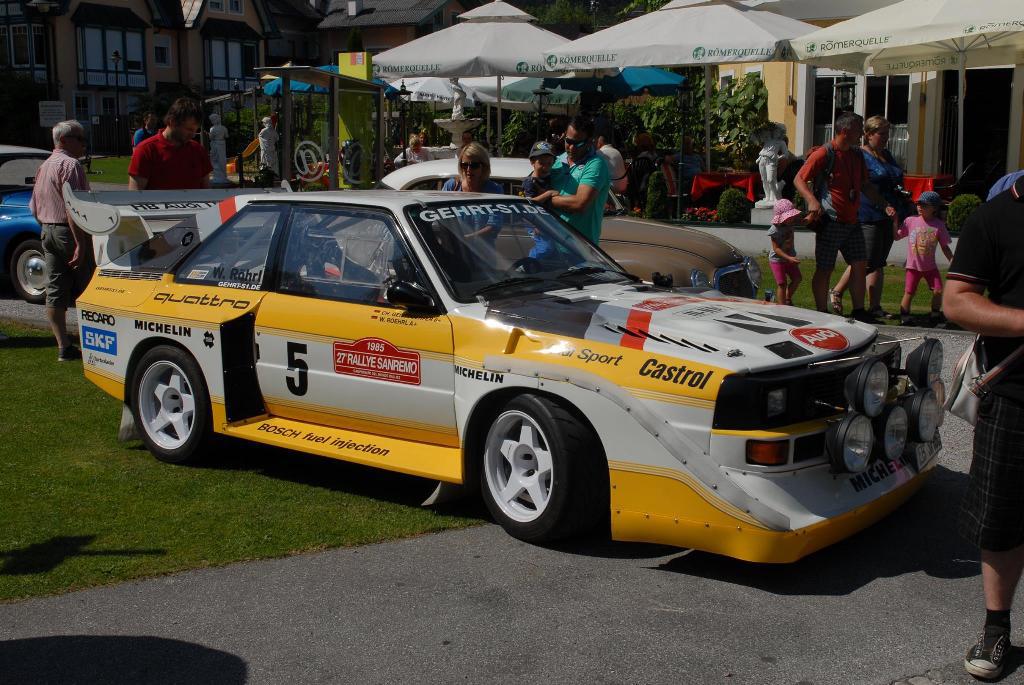 512796URQUATTRO1228.jpg