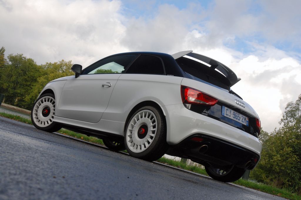 512868A1QUATTRO107.jpg