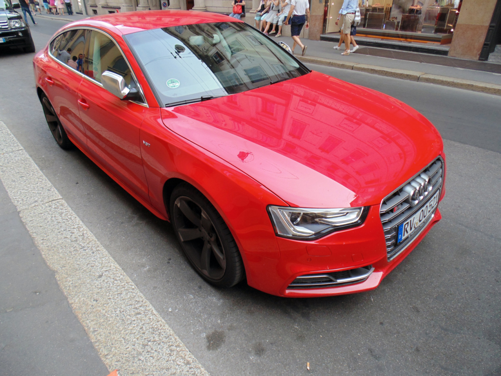 512905394S5SPORTBACK.jpg