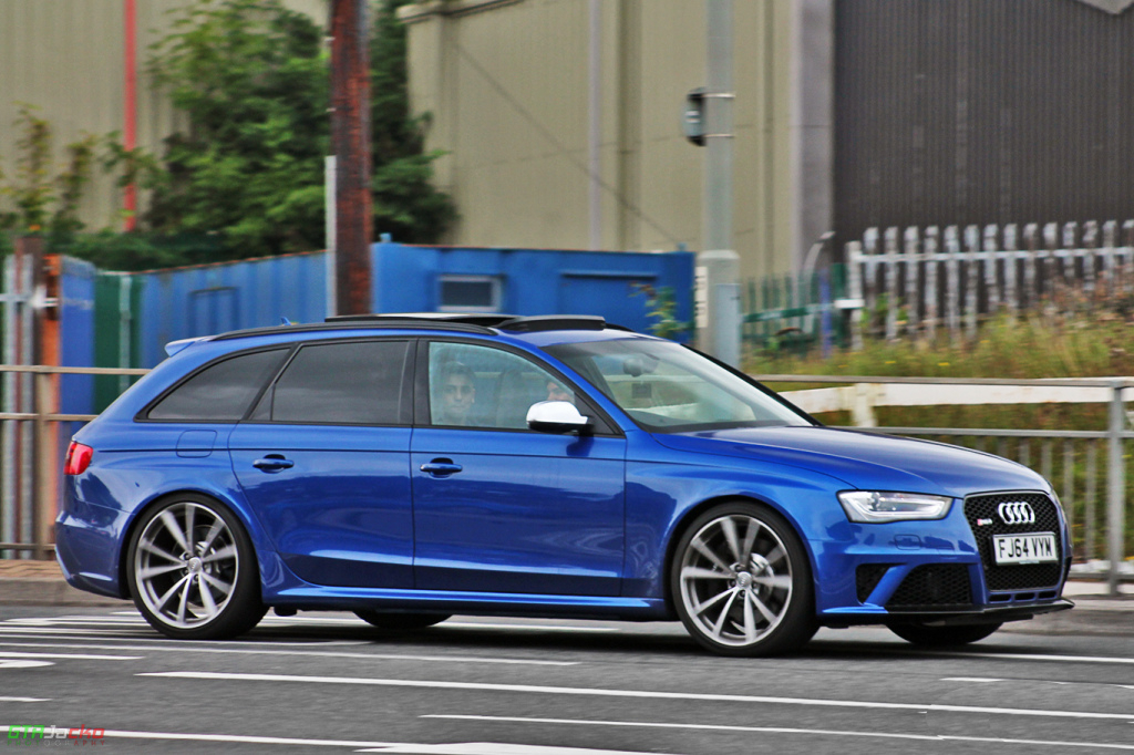 513991RS4B81740.jpg