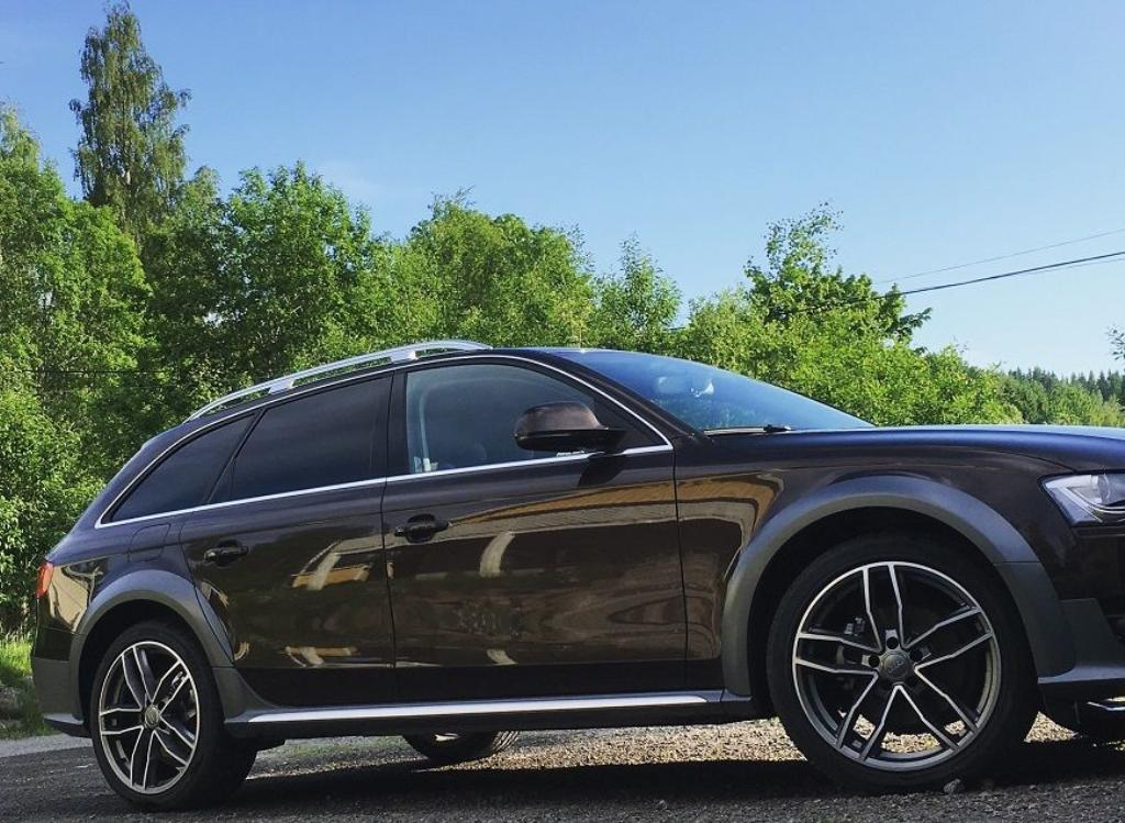 5144011824AUDIA4ALLROAD.jpg