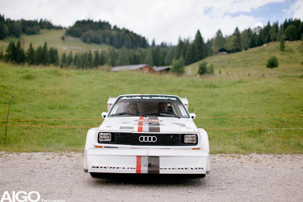 514794URQUATTRO2030.jpg
