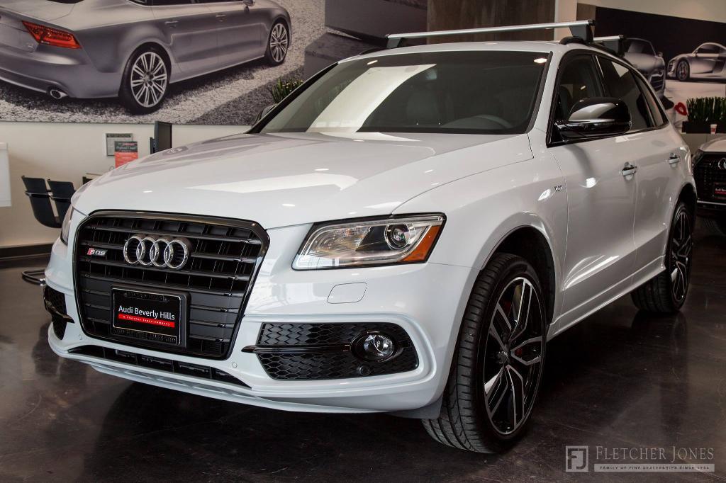 514798AUDISQ52302.jpg