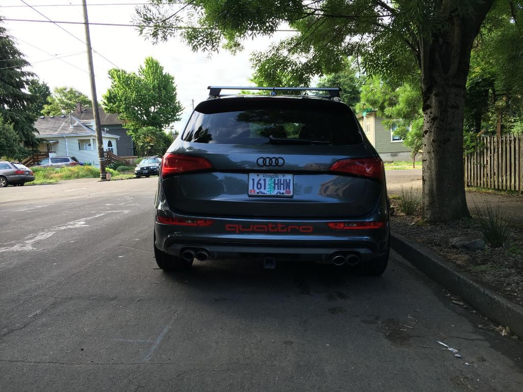 515002AUDISQ52103.jpg