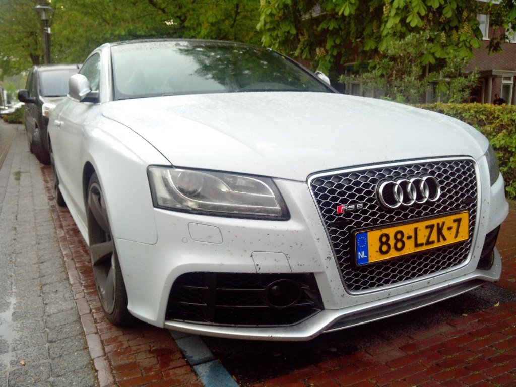 516955AUDIRS5931.jpg