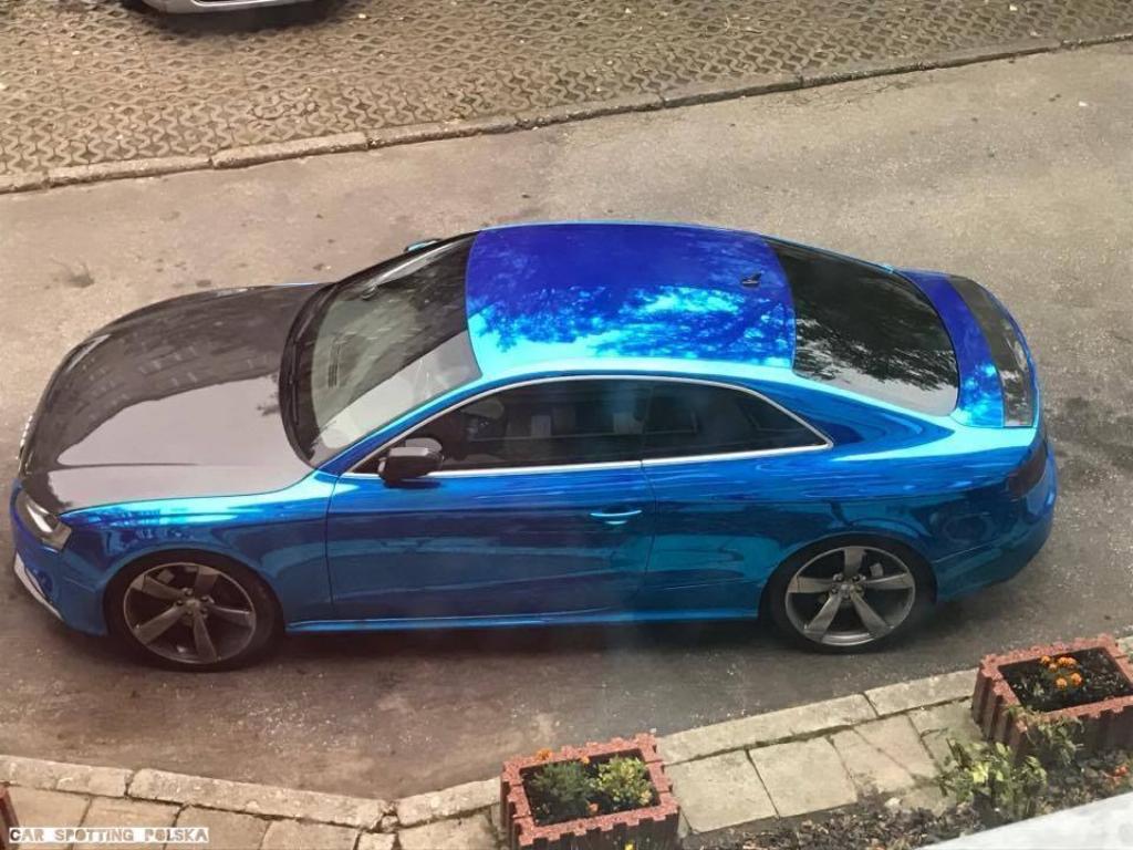 517659AUDIRS53022.jpg