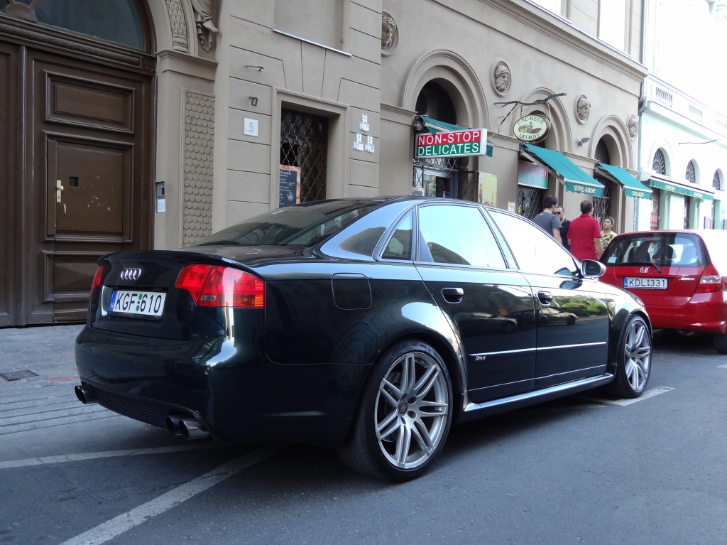 517685AUDIRS4890.jpg