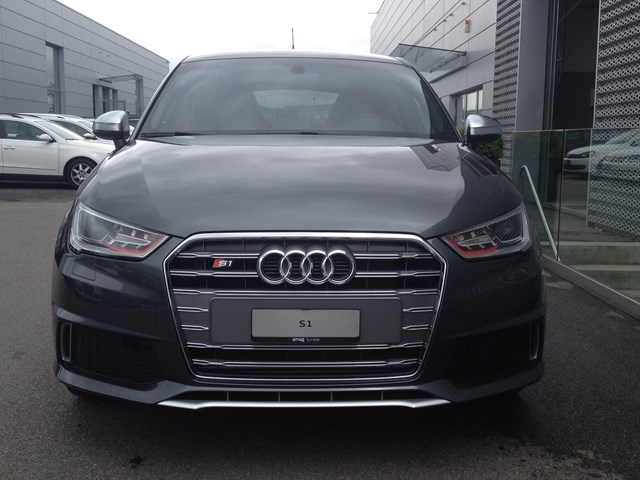 520542bigaudis1006.jpg