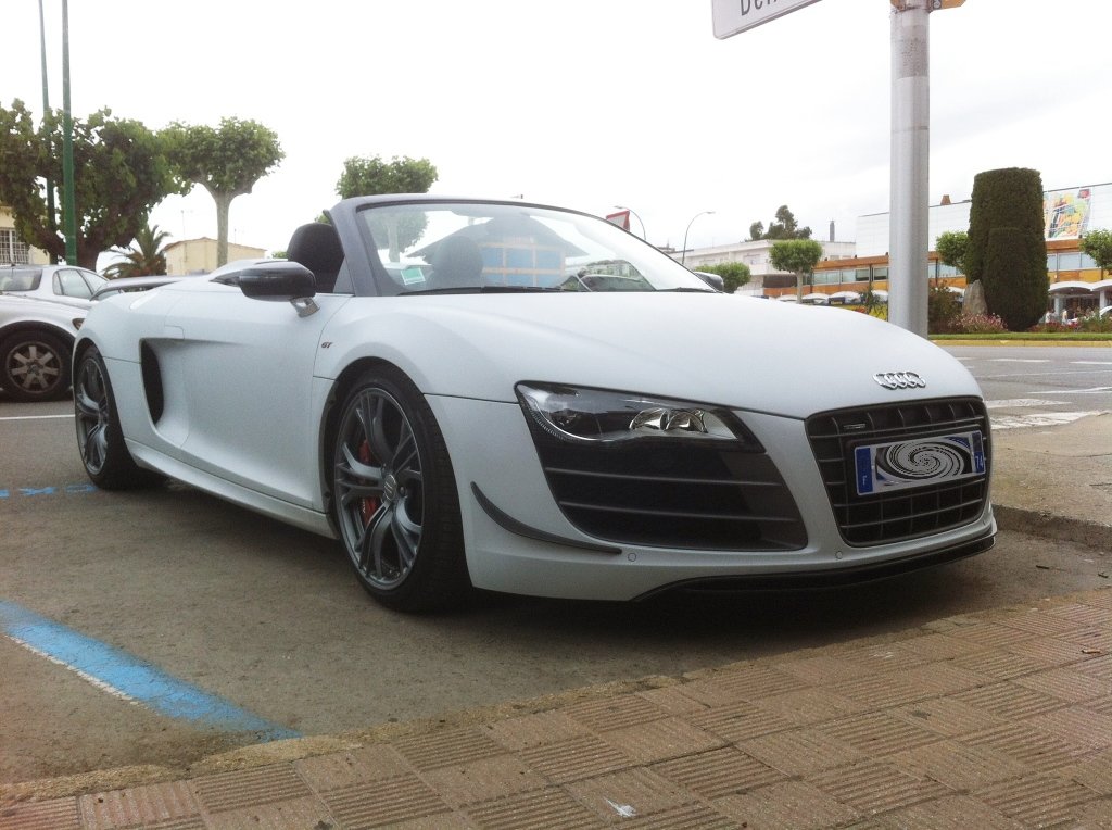 520772R8GT1050.jpg