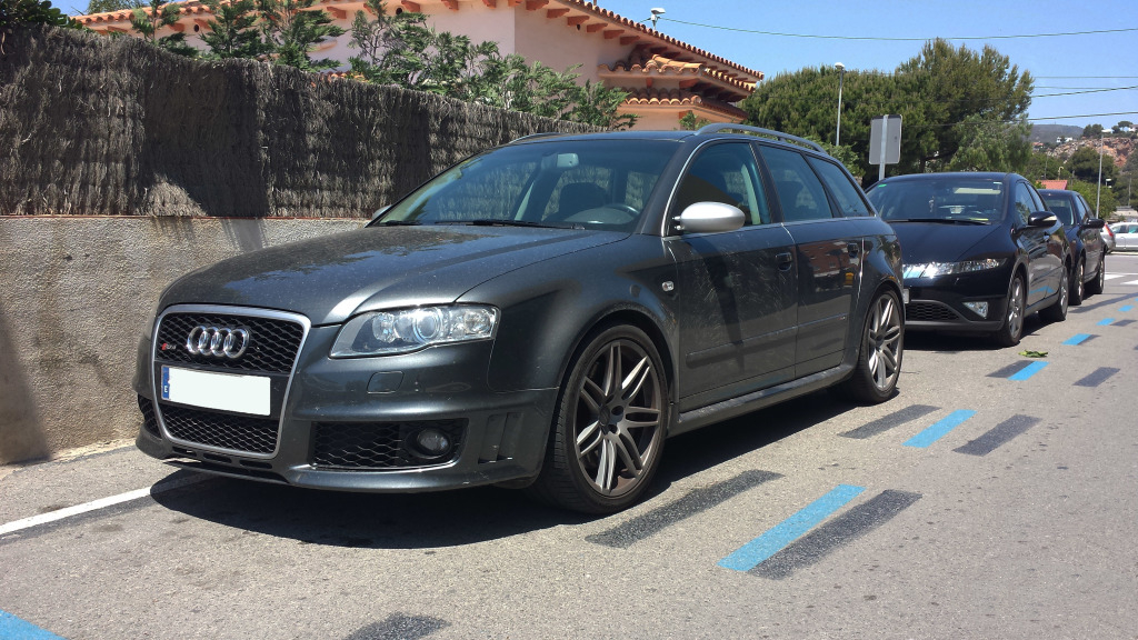 520878AUDIRS41988.jpg