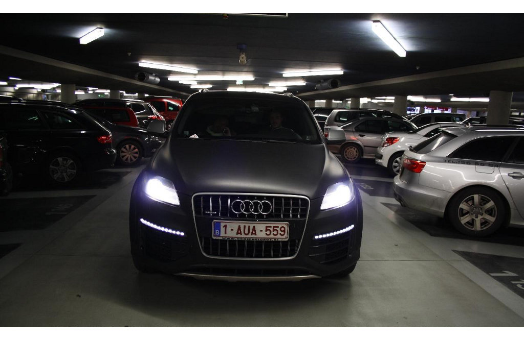 521510610Q7V12.jpg