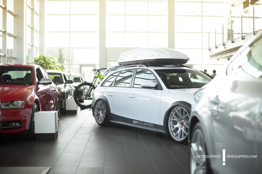 522750799AUDIA4ALLROAD.jpg