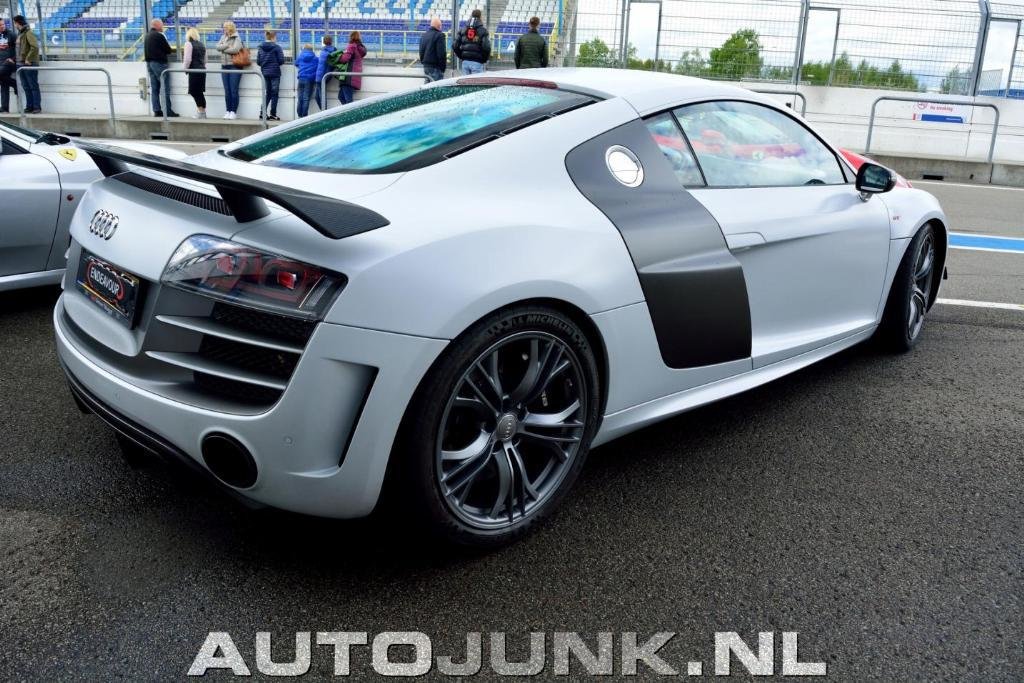 523141R8GT1676.jpg