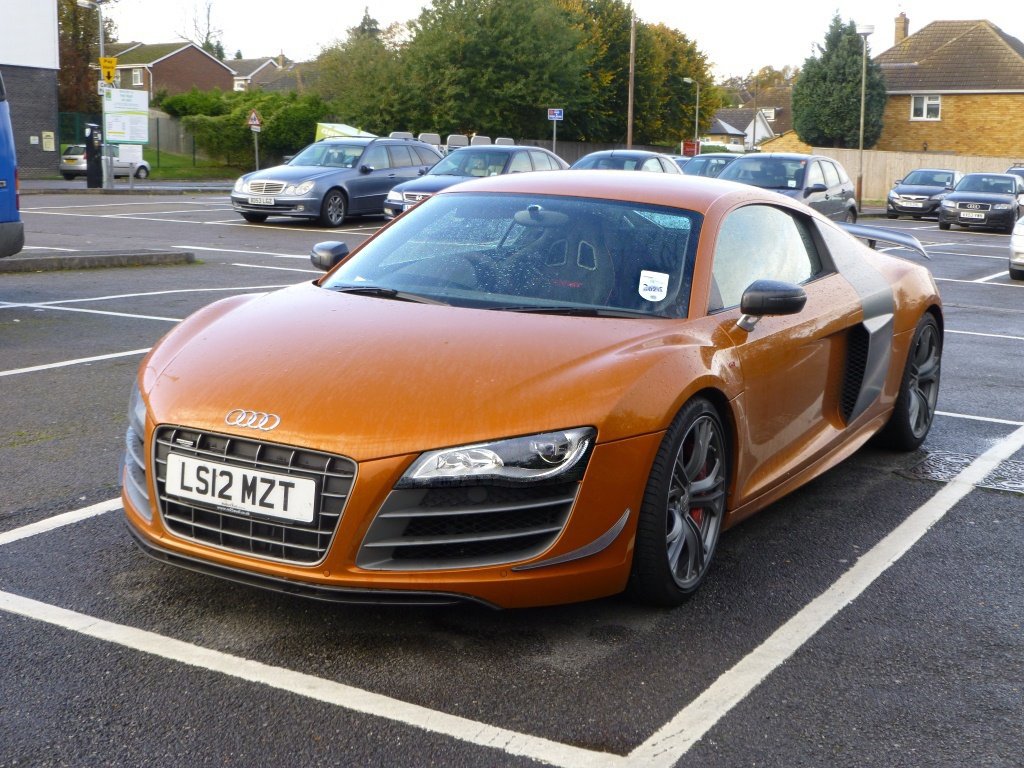 523906R8GT738.jpg