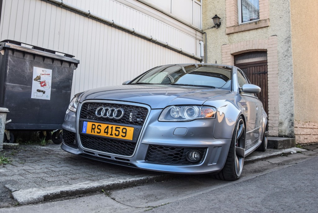 526561AUDIRS42602.jpg