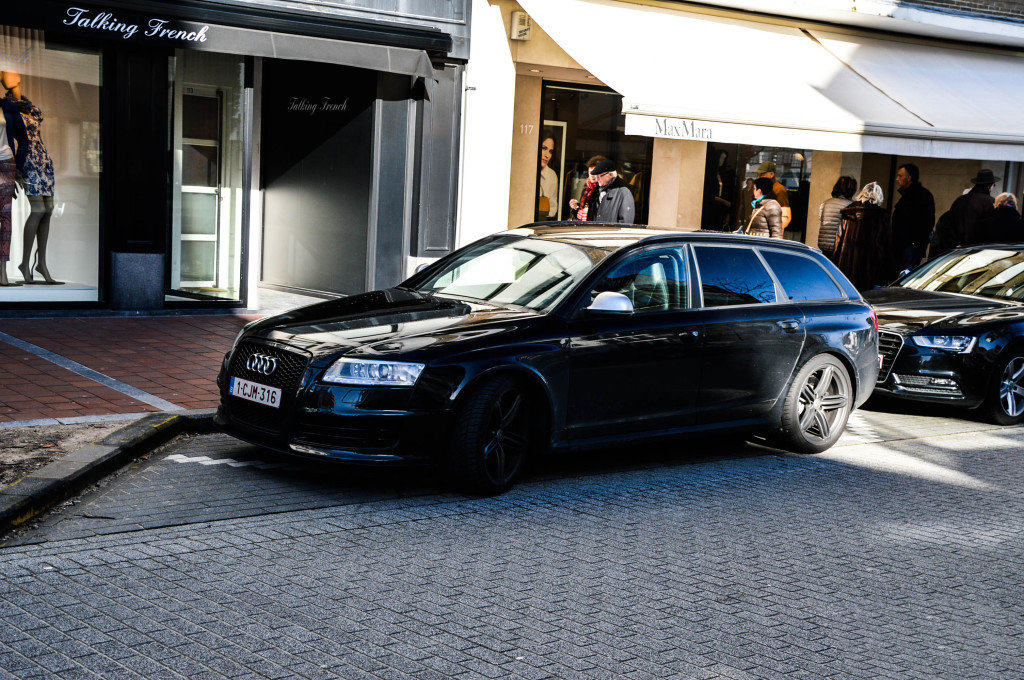 528339RS61031.jpg