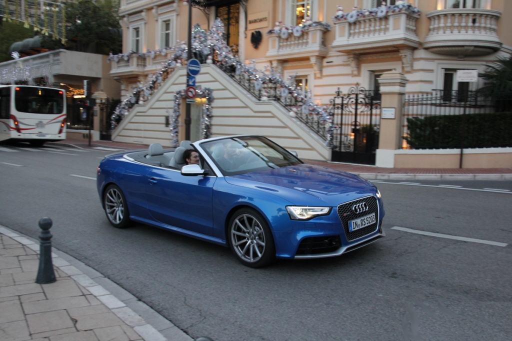 528561115RS5CABRIOLET.jpg