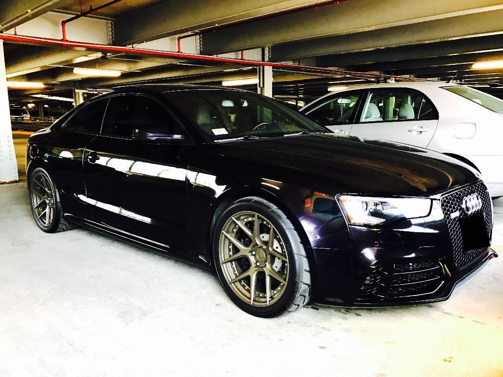 528922AUDIRS53260.jpg
