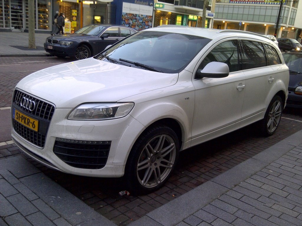 529242679Q7V12.jpg