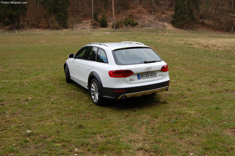 52977428AUDIA4ALLROAD.jpg