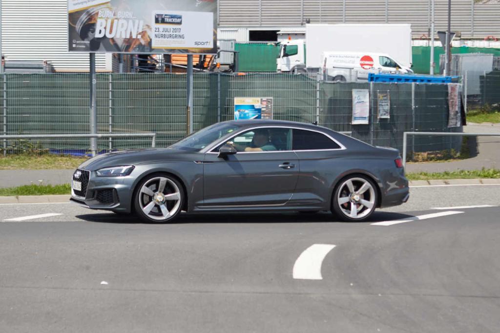 530283RS5B90556.jpg