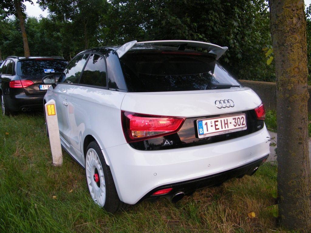 531467A1QUATTRO400.jpg