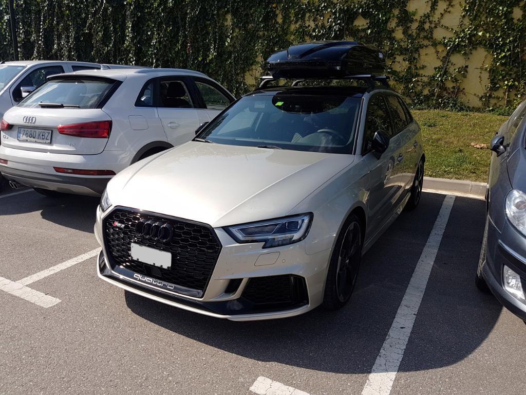 531765RS38V3169.jpg