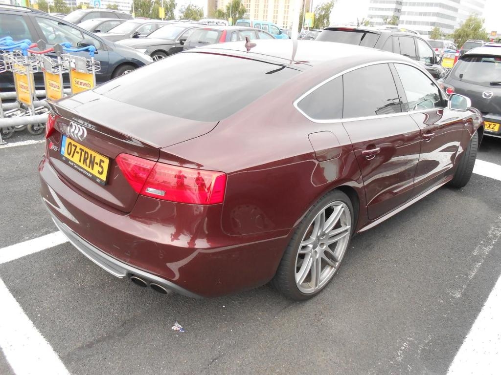 532266384S5SPORTBACK.jpg