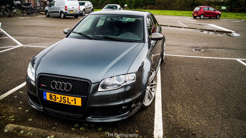 533988AUDIRS42458.jpg