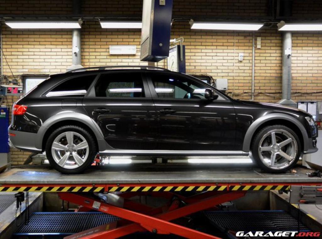 536845936AUDIA4ALLROAD.jpg