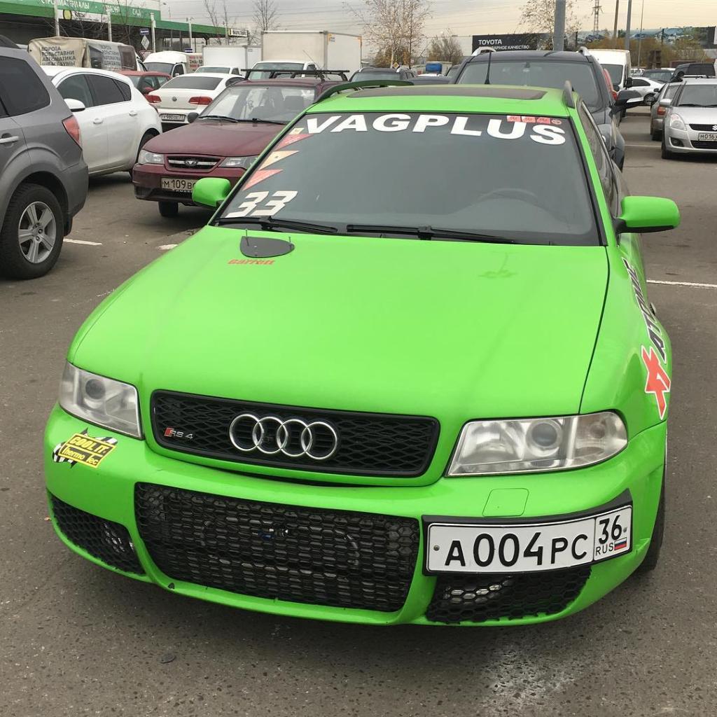537440AUDIRS4B50295.jpg
