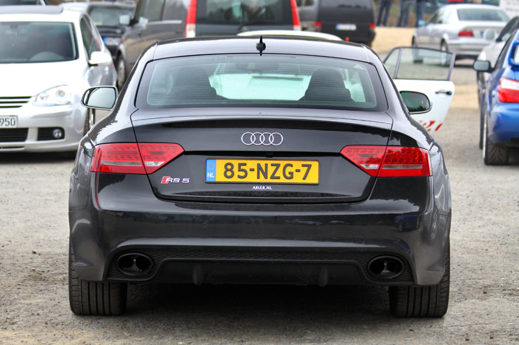 539775AUDIRS5888.jpg