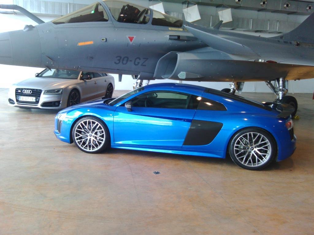 540933AUDIBA118060.jpg