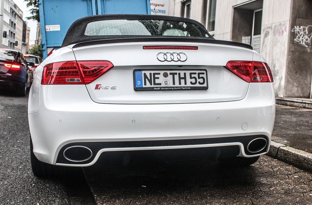 541432392RS5CABRIOLET.jpg