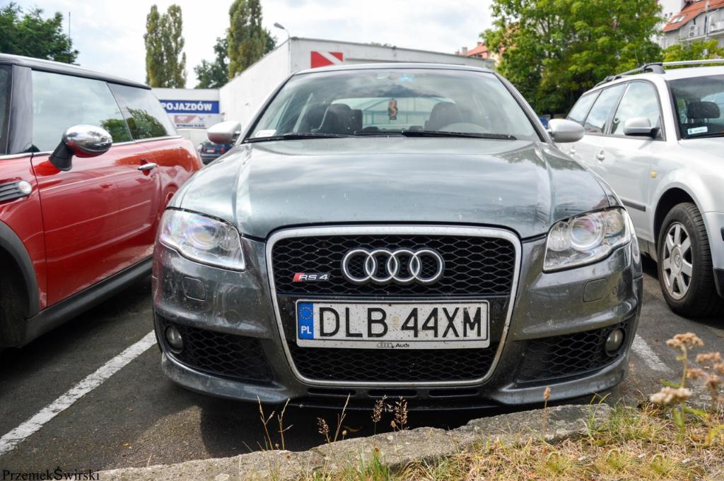 541723AUDIRS42786.jpg