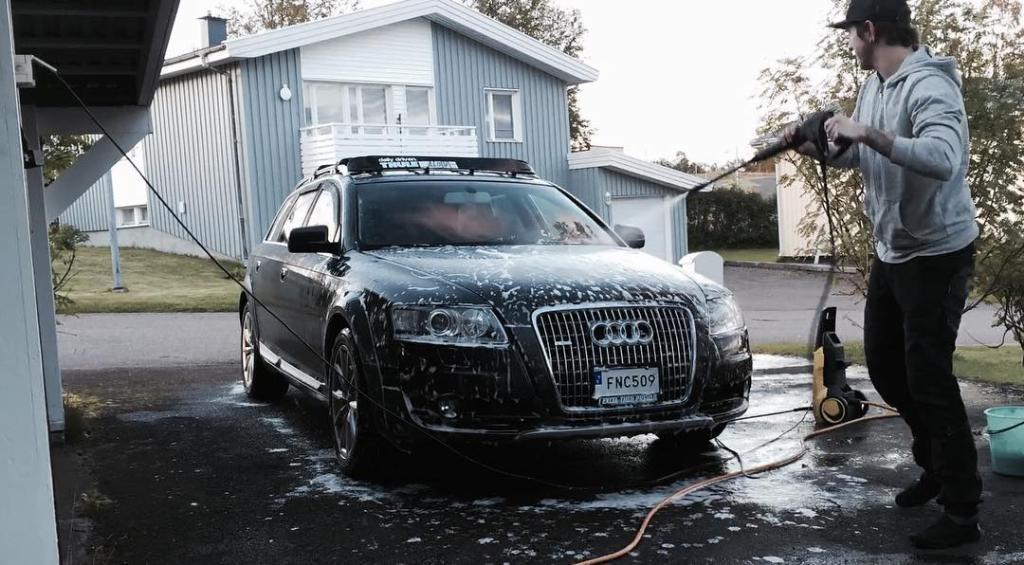 542790750AUDIA6C6ALLROAD.jpg