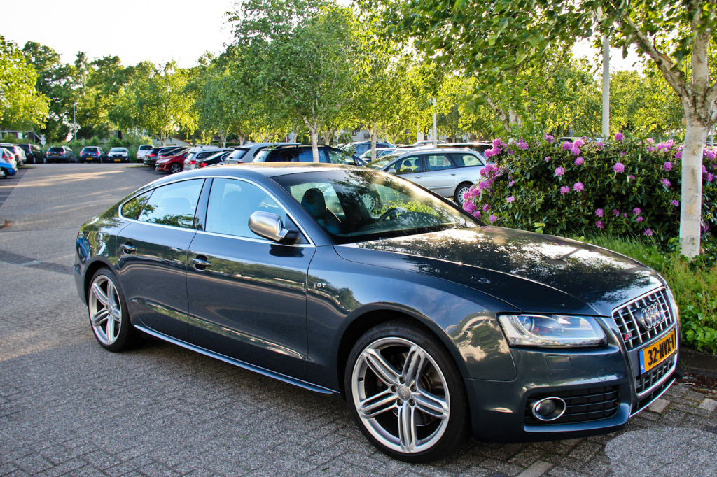 545337027S5SPORTBACK.jpg
