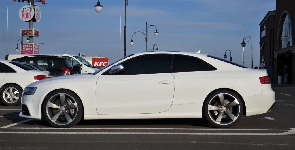 545937AUDIRS53102.jpg