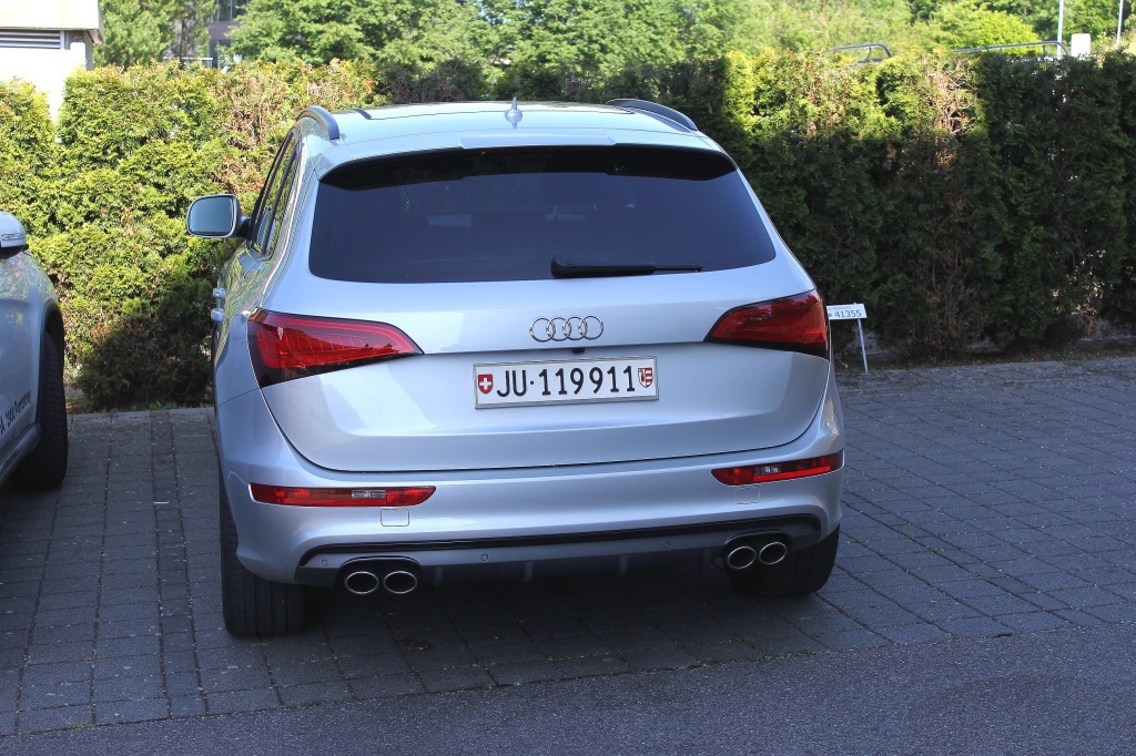 547271AUDISQ51168.jpg