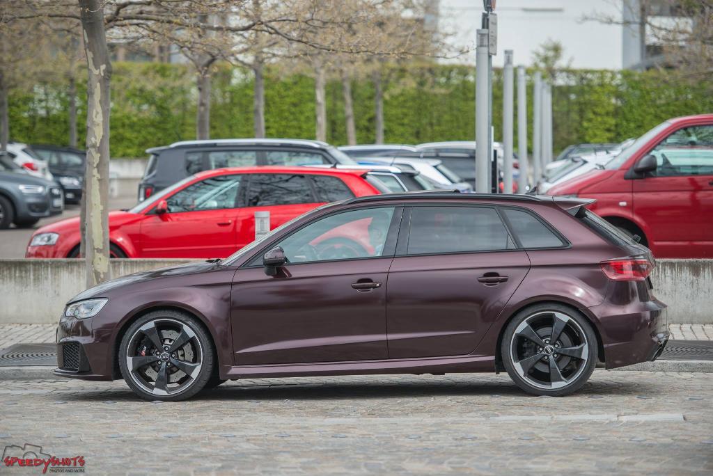 547459RS38V2401.jpg