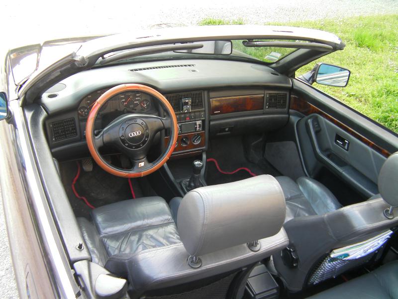 547485Audi_Cabriolet_TDI__13_.jpg