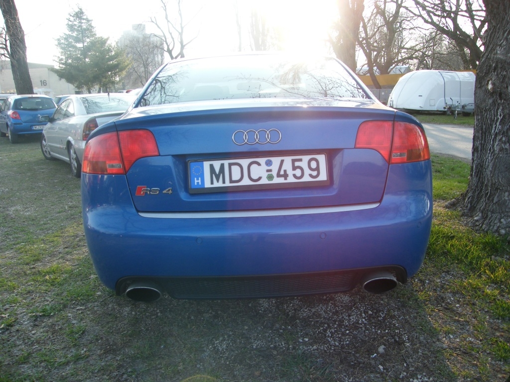 548022AUDIRS41820.jpg