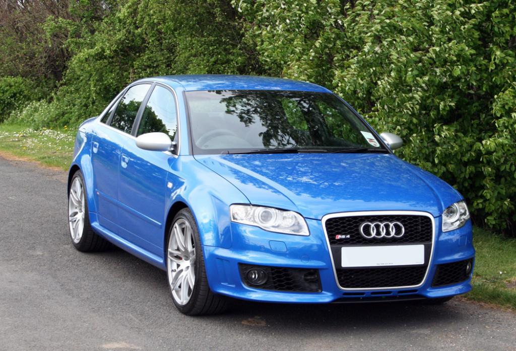 548327AUDIRS41975.jpg